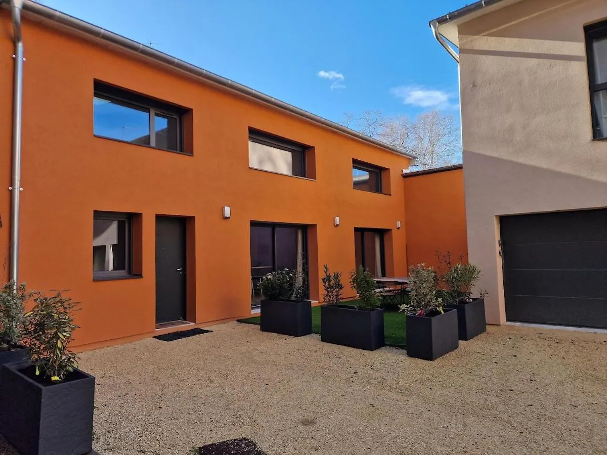 Maison Neuve 116M2, Climatisee, Wi-Fi Oullins